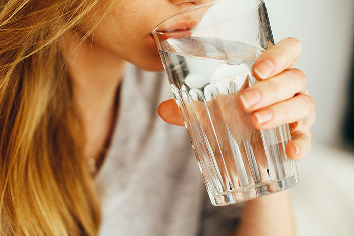 drinking water helps you lose weight